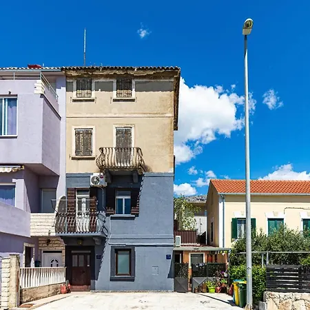 Keka Guest house